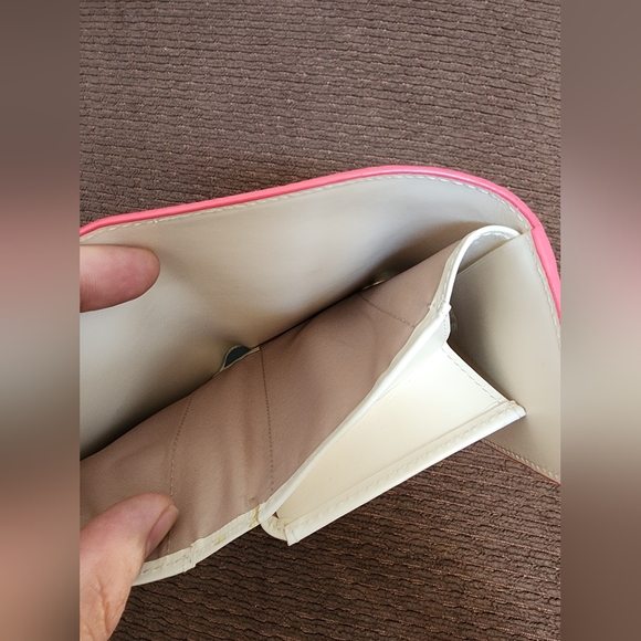 MCM Mina Heart Charm Medium Three-Fold Wallet - Picture 7 of 10